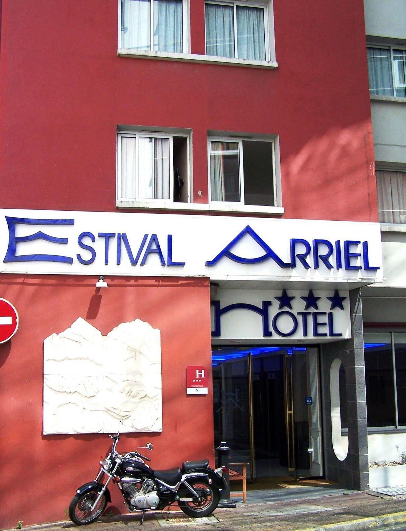 Hotel Estival Arriel Lourdes Esterno foto
